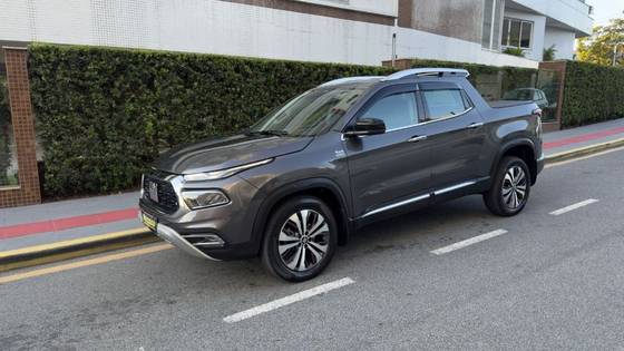 FIAT TORO 2.0 16V TURBO DIESEL VOLCANO 4WD AT9